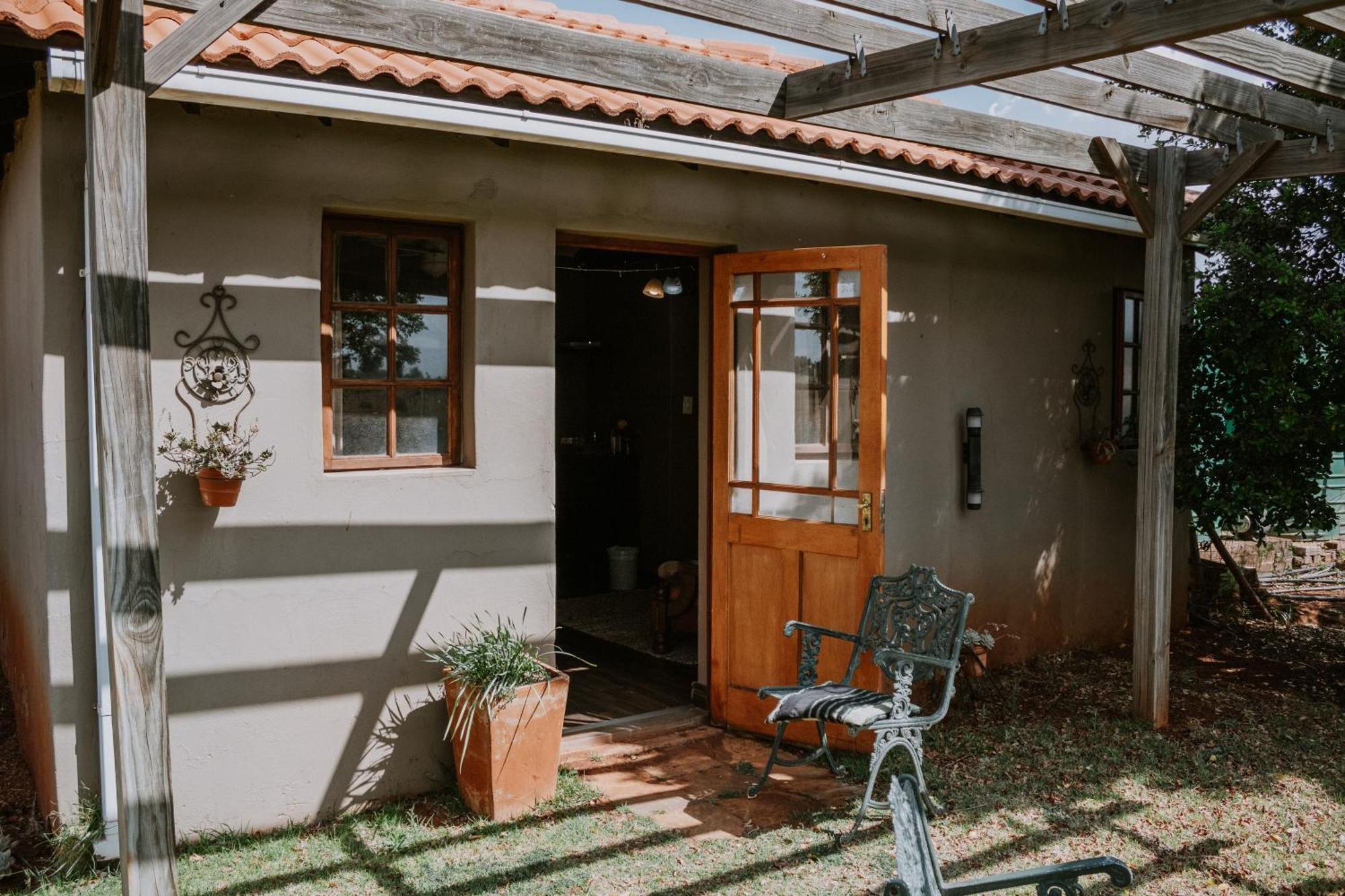 White Linen Guesthouse Tierpoort Ngoại thất bức ảnh