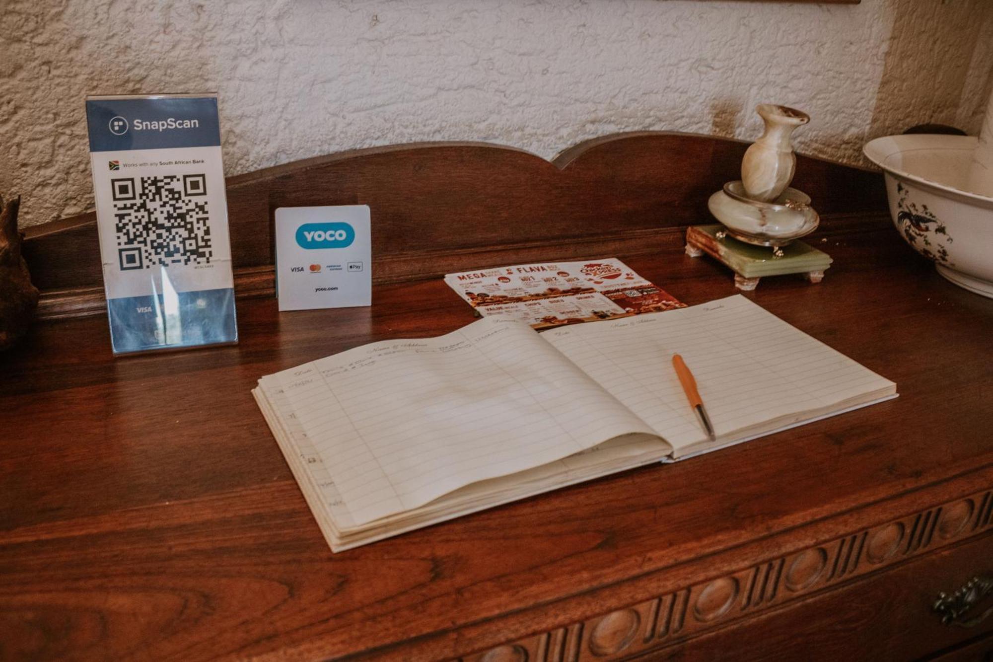 White Linen Guesthouse Tierpoort Ngoại thất bức ảnh