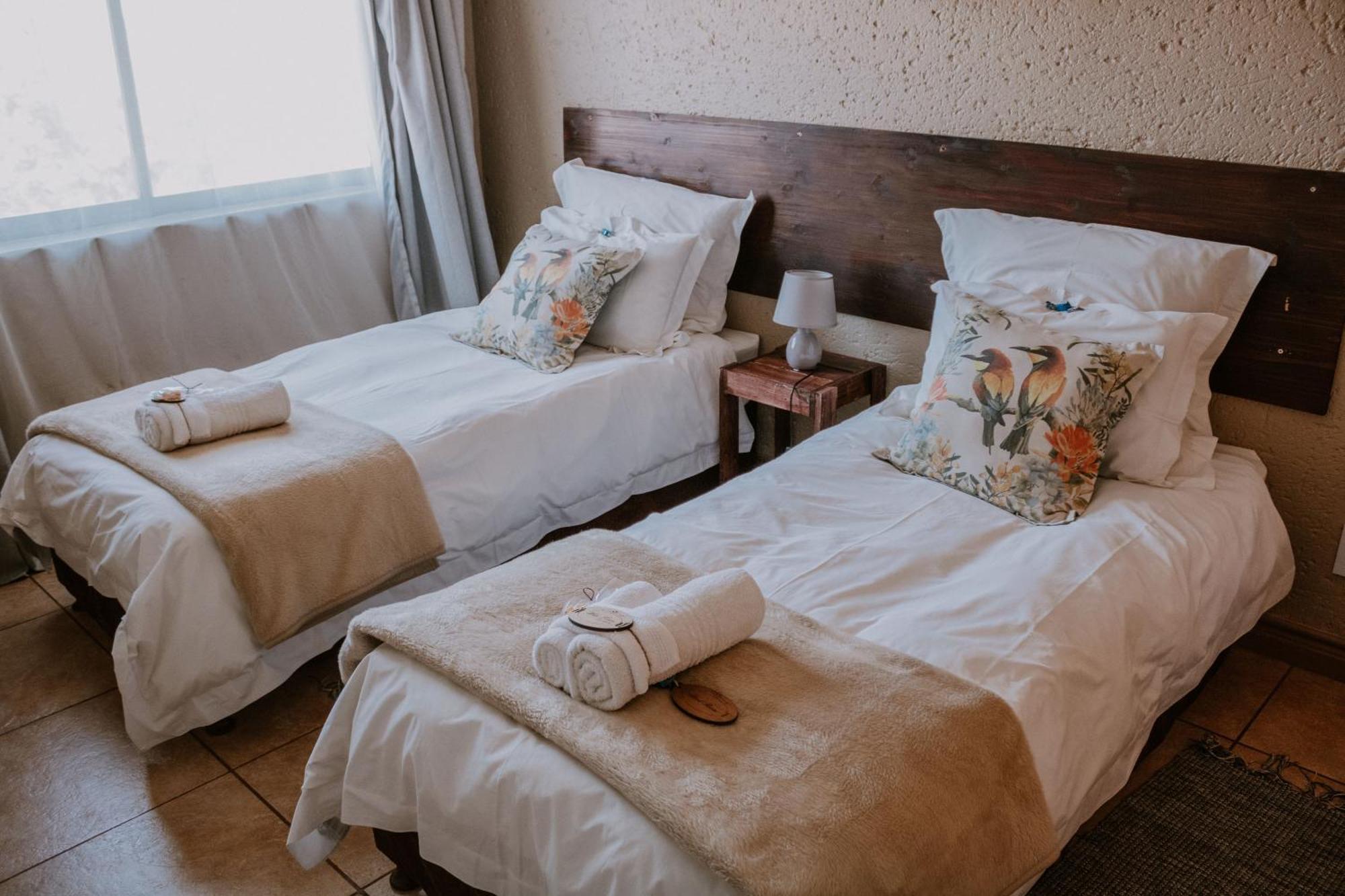 White Linen Guesthouse Tierpoort Ngoại thất bức ảnh