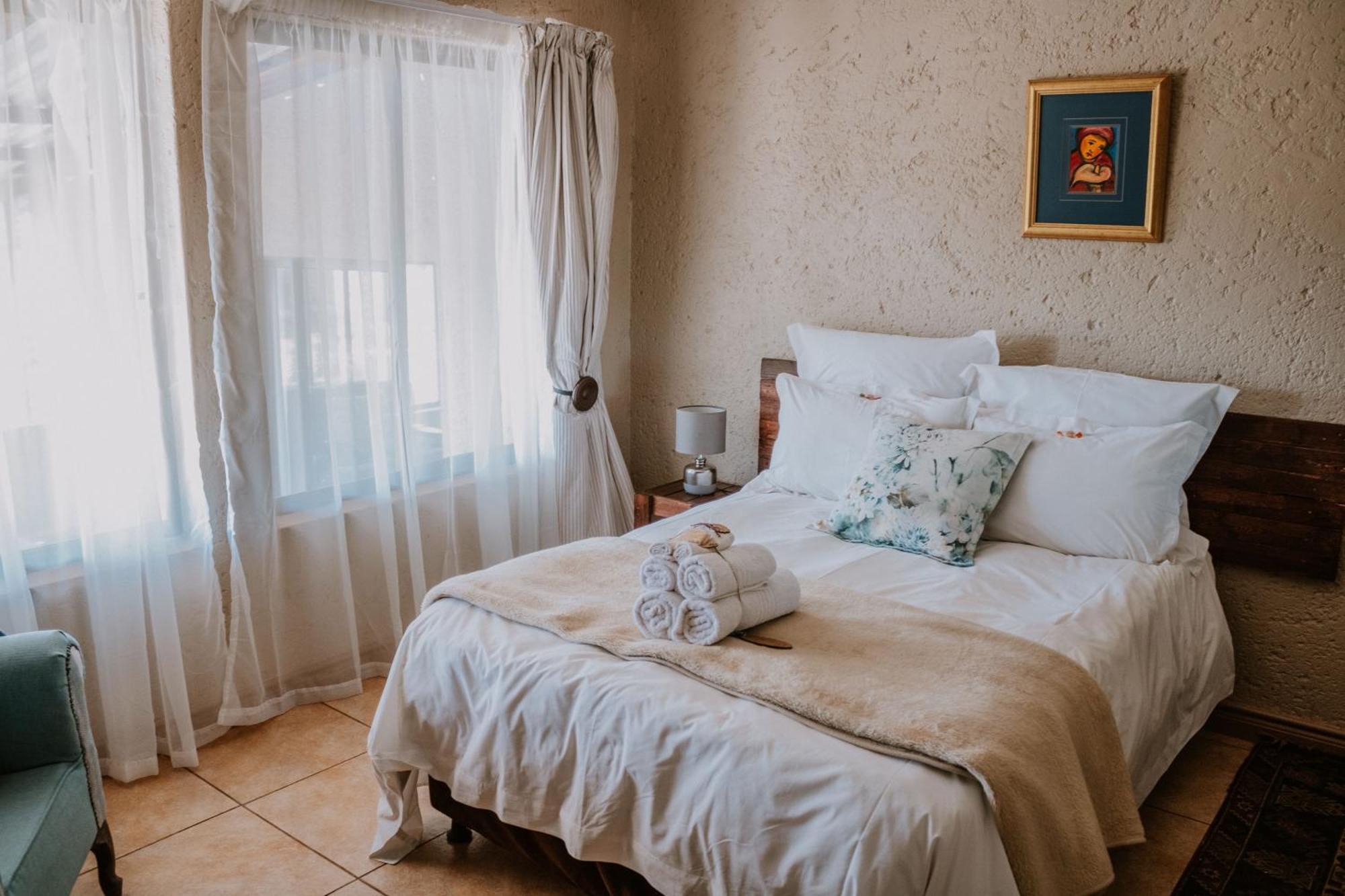 White Linen Guesthouse Tierpoort Ngoại thất bức ảnh